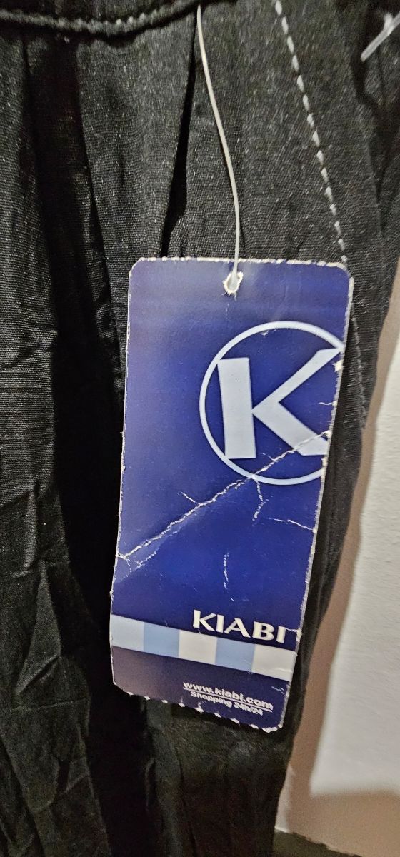 Pantalón ancho Kiabi efecto arrugado