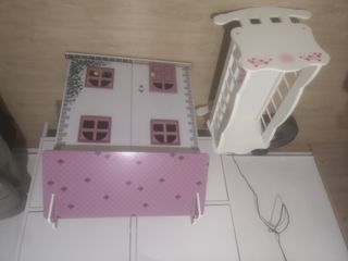 Casita de madera para muñecas infantil y cuna