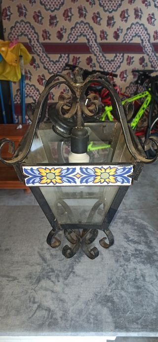 Faroles de techo de cristal y metal