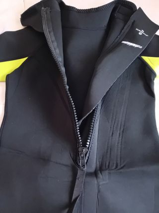 Neopreno negro y amarillo