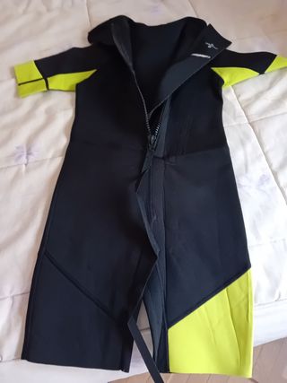 Neopreno negro y amarillo