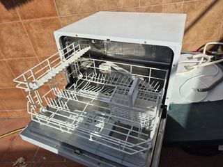 Lavavajillas de encimera blanco