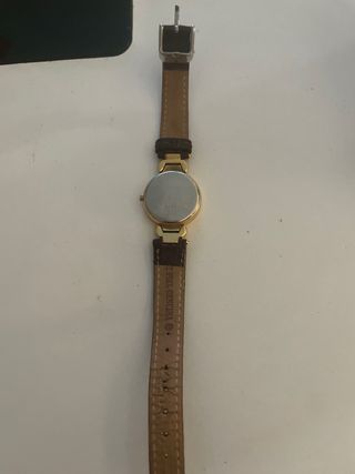 Reloj Loewe Dorado y Marrón negociable