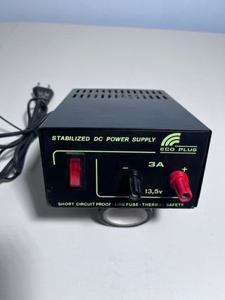 Fuente Alimentación DC Estabilizada 13.5V 3A
