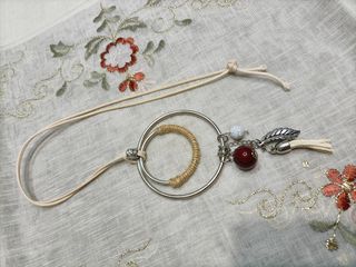 Collana con ciondoli