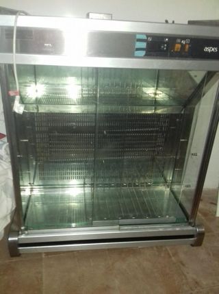 Mobiliario de bar metálico