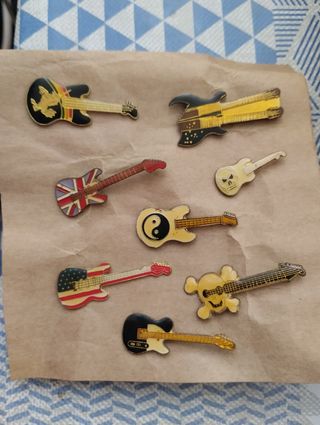Lote 8 Pins Guitarras Eléctricas