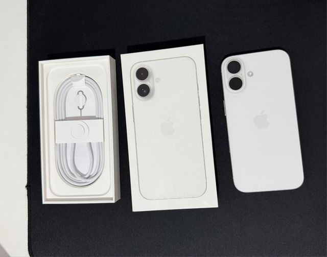 iPhone 16 256GB