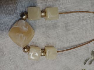 Collana Beige e Oro