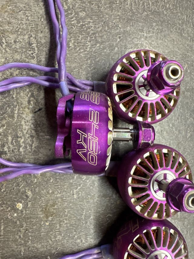 4 Motores 2206 2450kv