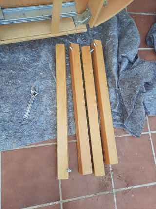 Mesa de comedor extensible de madera (Finlandia)