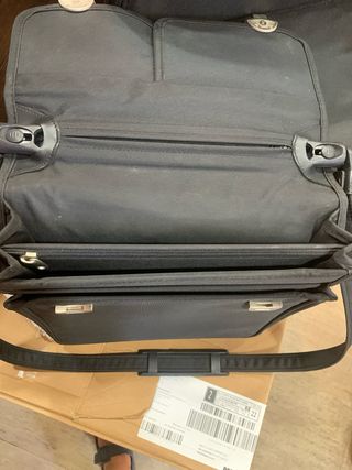 Samsonite Maletín Portadocumentos Negro y ordenado