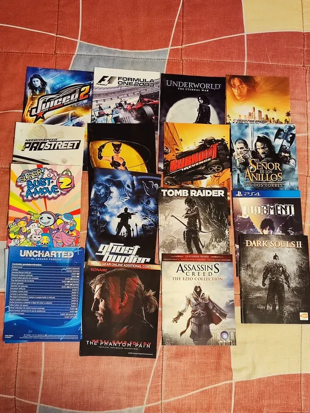 Manuales de Videojuegos PS2, PS3 y PS4