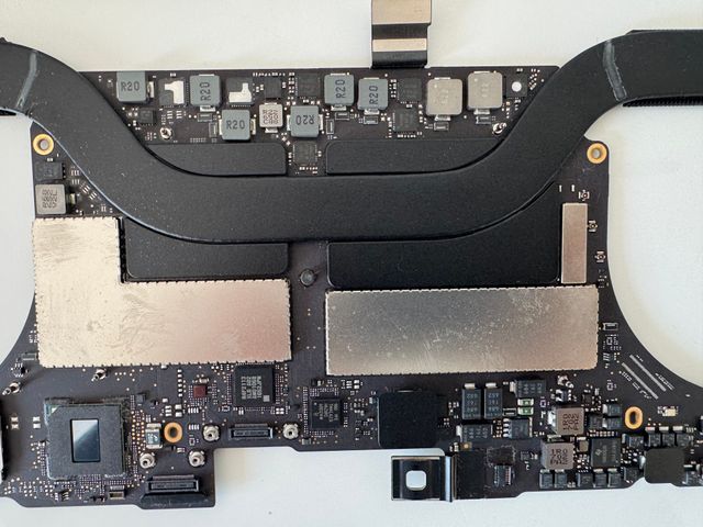 SCHEDA MADRE LOGICA MACBOOK PRO 15 A1707 ANNO 2016-17