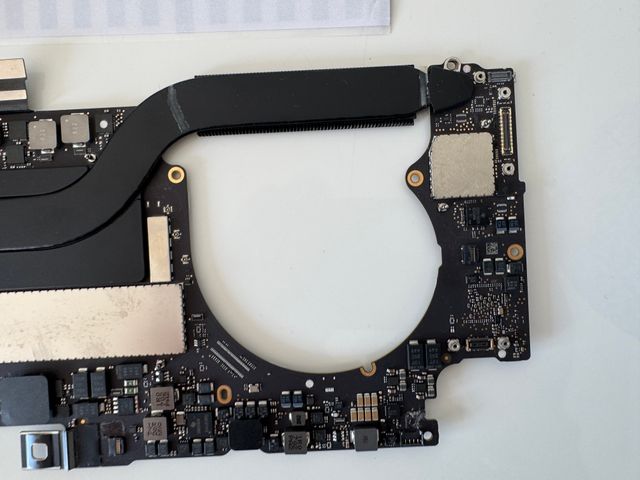 SCHEDA MADRE LOGICA MACBOOK PRO 15 A1707 ANNO 2016-17