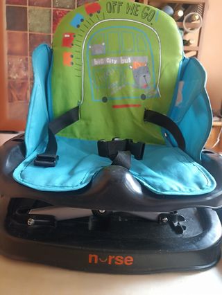 Trona de viaje plegable