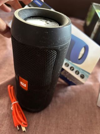 Altavoz Portátil J006+ Bluetooth Negro