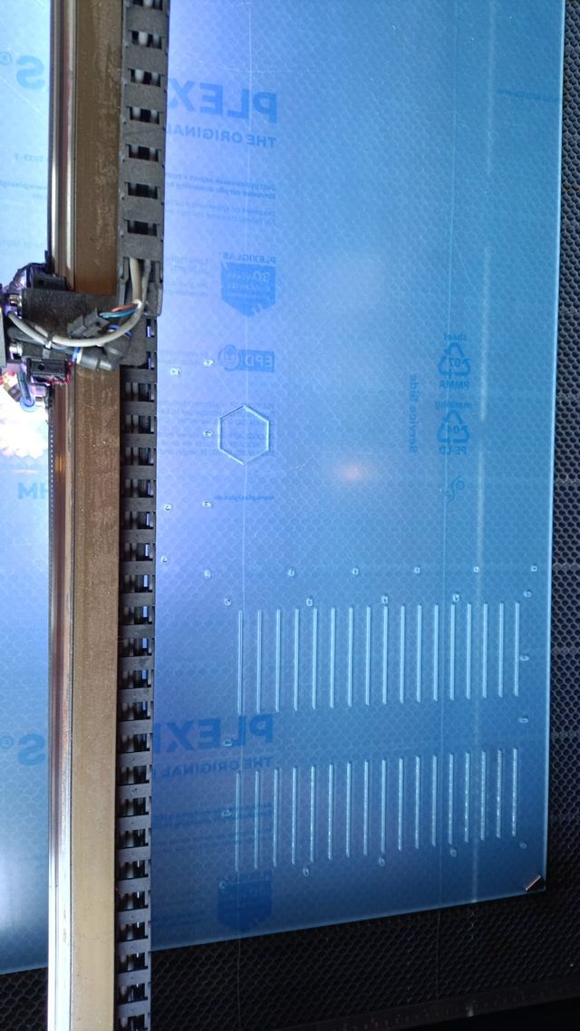 Grabado y corte láser personalizado