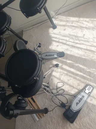 Batería Electrónica Alesis Nitro Mesh Kit NUEVA