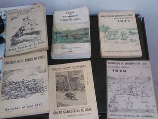 LIBROS TOROS HERRAJES ANTIGUOS