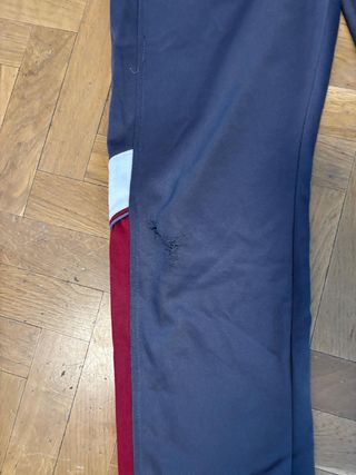 Pantalón de chándal azul y rojo Talla 10