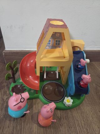 Casa Peppa Pig con muñecos y parque