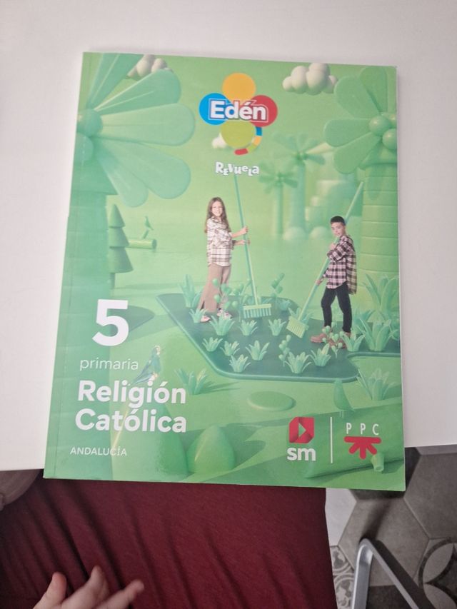 Religión Católica. 5 primaria. Edén. Revuela. A...