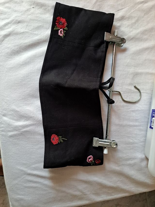 Cinturón Corsé Talla L Flores Rojas