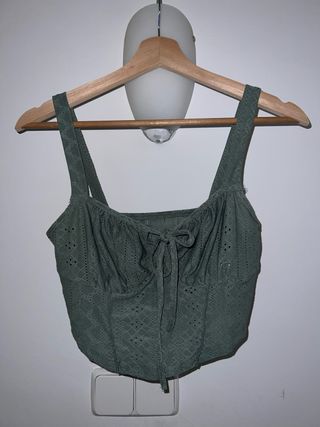 Top corto Shein verde M