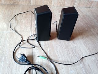 Altavoces Genius SP-110