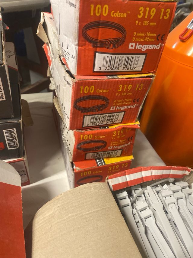 Bridas Legrand Colson y Bizline 1400-1600 unidades