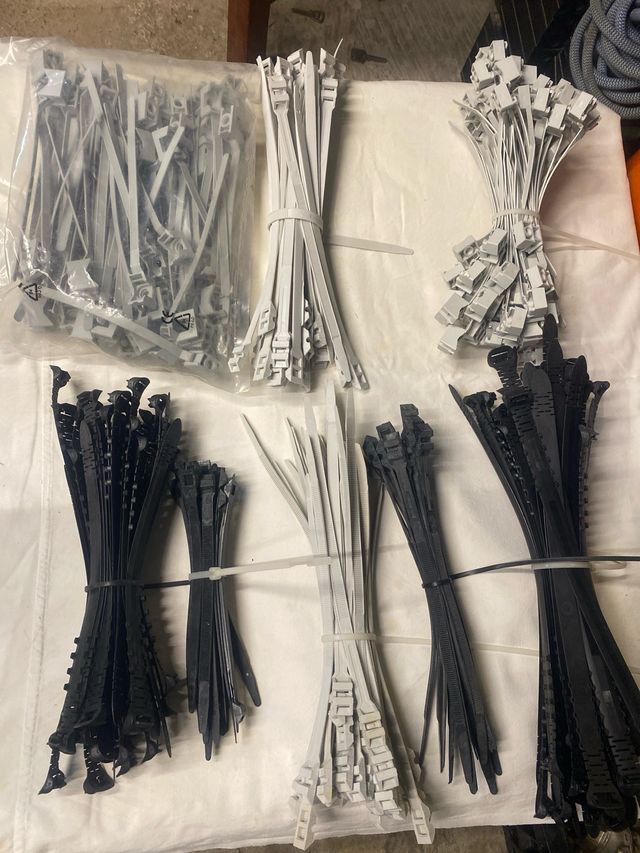 Bridas Legrand Colson y Bizline 1400-1600 unidades