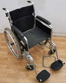 Silla de ruedas plegable ligera en alquiler 24 H