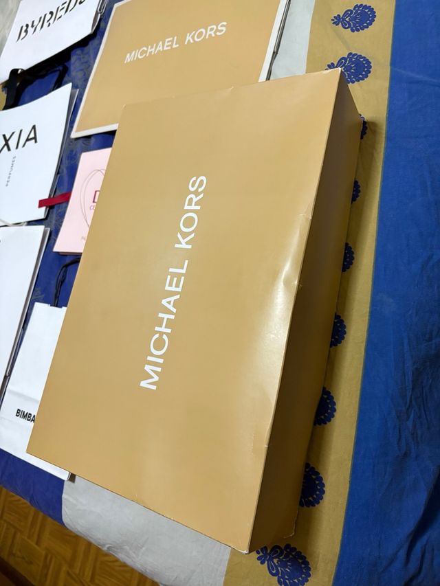 Bolsas Michael Kors bimba Mac sephora aldo