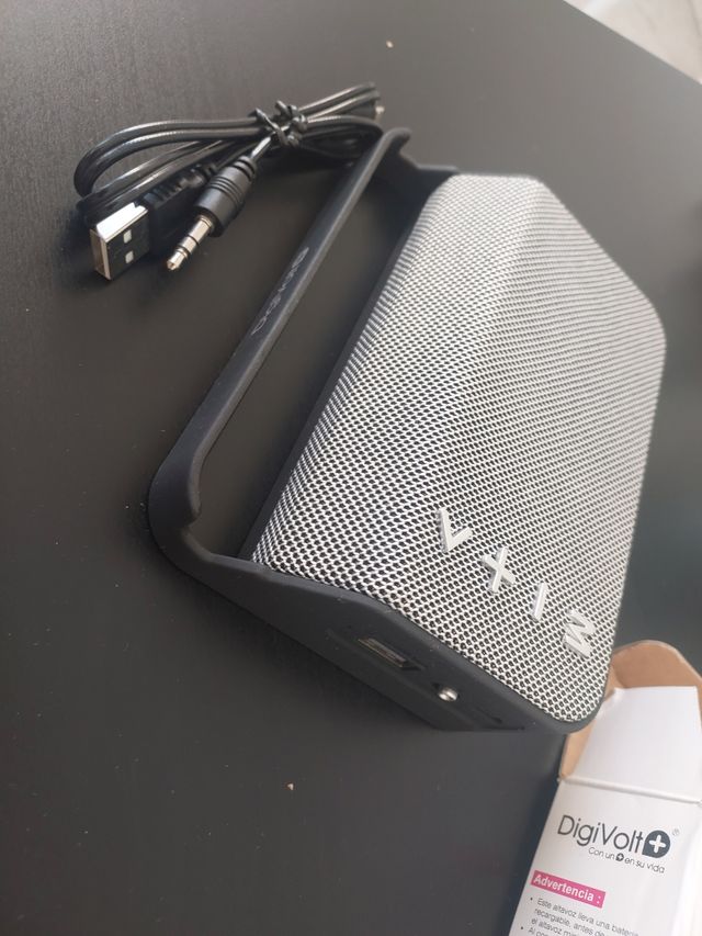 Altavoz Digivolt con soporte