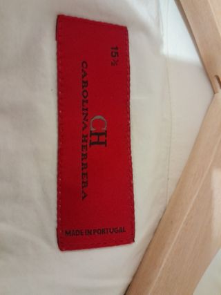 Camisa Blanca Carolina Herrera raya azul