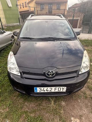 Toyota Corolla Verso 2006