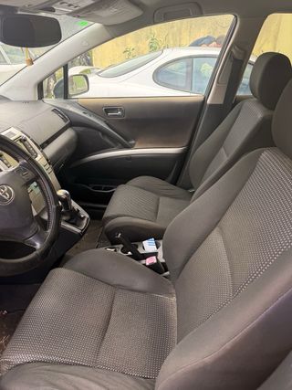 Toyota Corolla Verso 2006