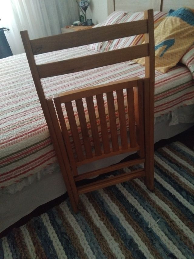 Silla de madera plegable