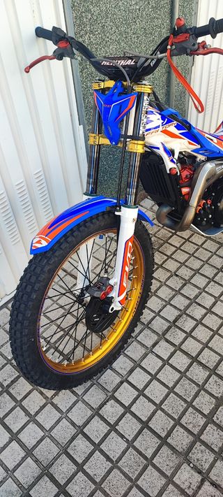 Moto Trial Beta Evo Factory 300CC  2021