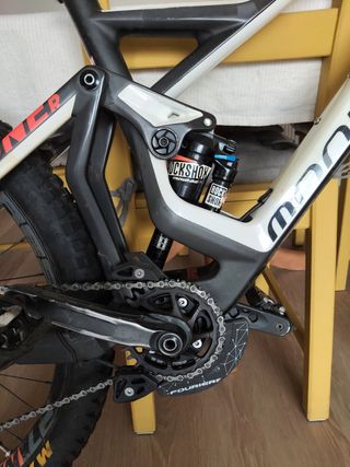 Bicicleta Mondraker Dune R Carbono