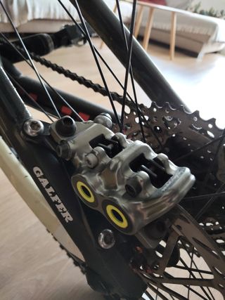 Bicicleta Mondraker Dune R Carbono