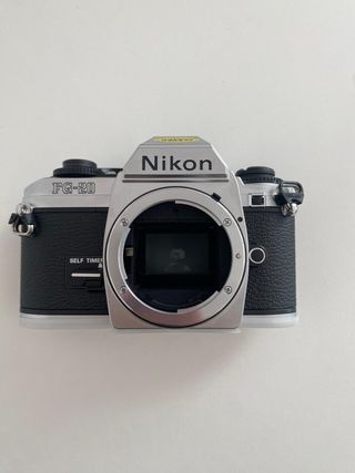 Nikon FG-20 NUEVA sin estrenar 1984