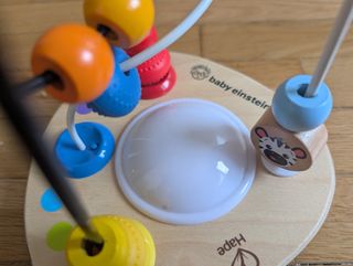 Juguete Hape con luces y sonido