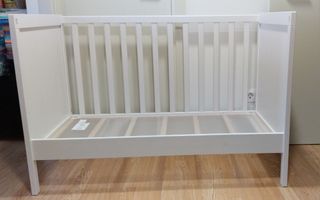 Cuna Sundvik + Colchón Skönast