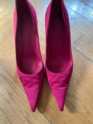 Zapatos de tacón Zara rosa fucsia