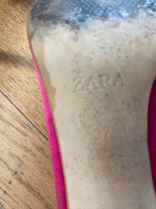 Zapatos de tacón Zara rosa fucsia
