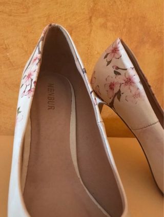 Zapatos de tacón Membur con flores