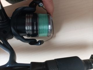 Caña de pescar Dam y carrete Shimano Catana
