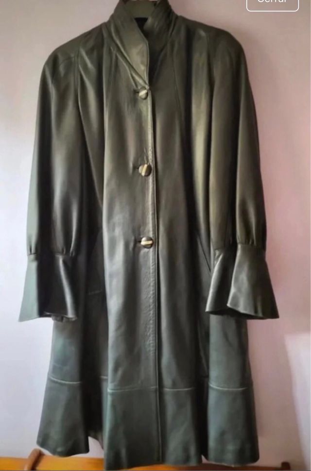 Chaquetón de piel auténtica para mujer